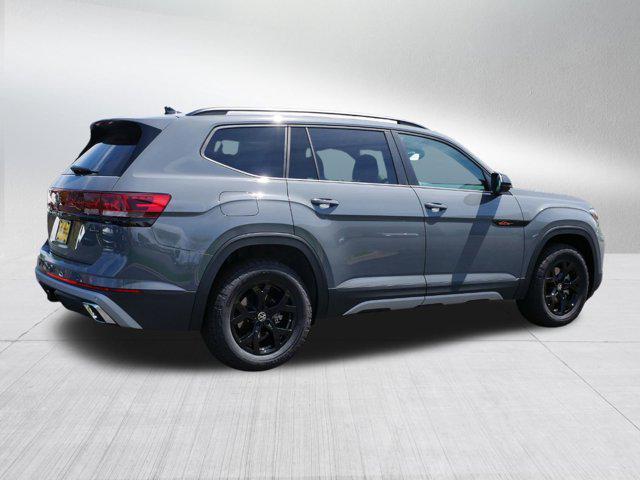 new 2024 Volkswagen Atlas car, priced at $43,885