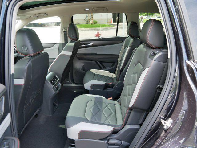 new 2024 Volkswagen Atlas car, priced at $48,065