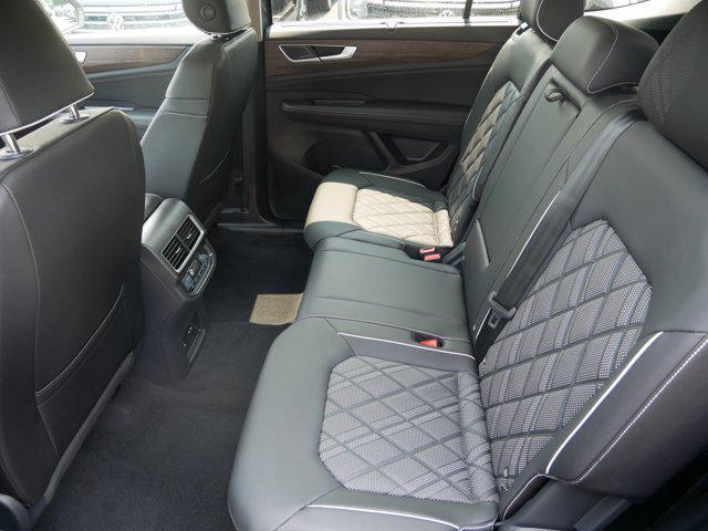 new 2025 Volkswagen Atlas car, priced at $52,210