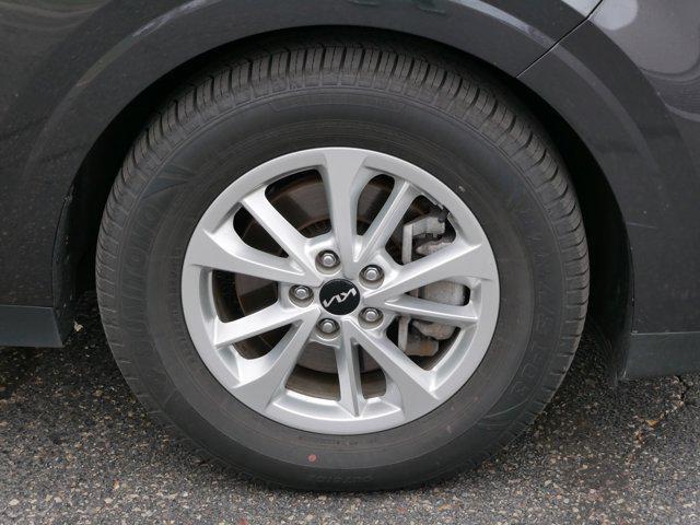 used 2024 Kia Carnival car, priced at $33,495