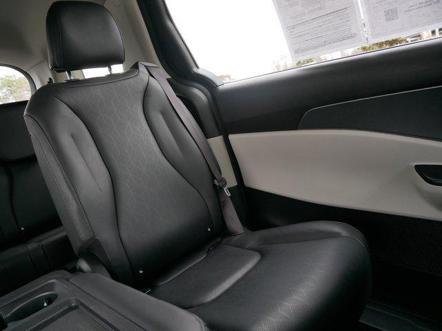 used 2024 Kia Carnival car, priced at $33,495