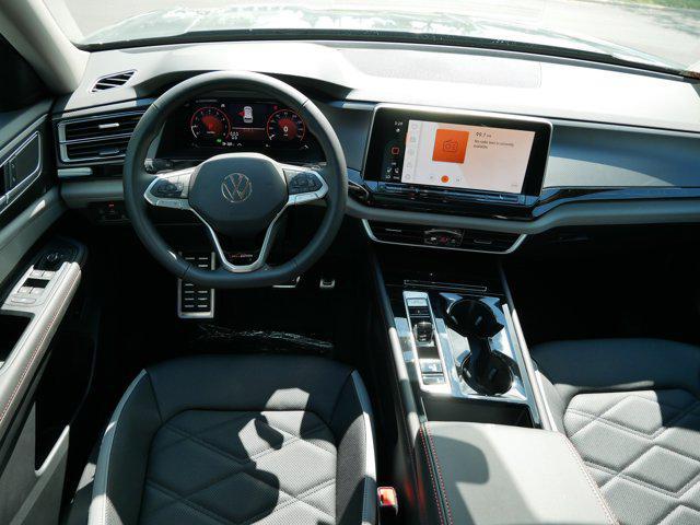 new 2025 Volkswagen Atlas car, priced at $43,180
