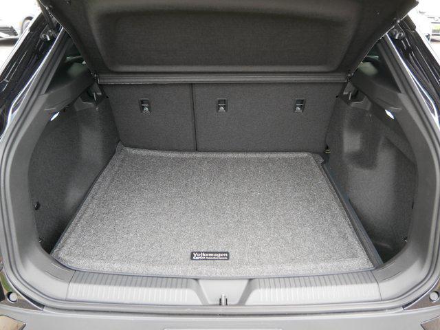 new 2025 Volkswagen ID.4 car, priced at $44,496