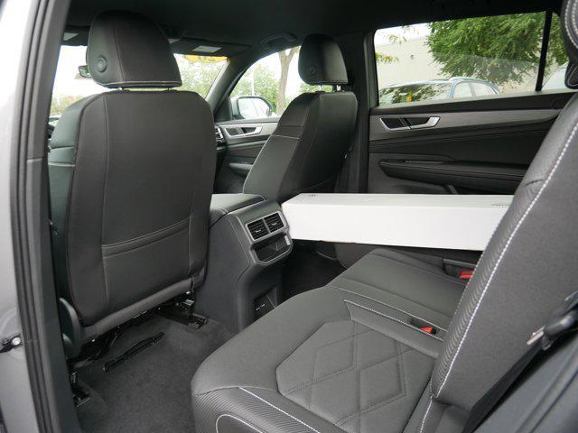 new 2026 Volkswagen Atlas car, priced at $57,685