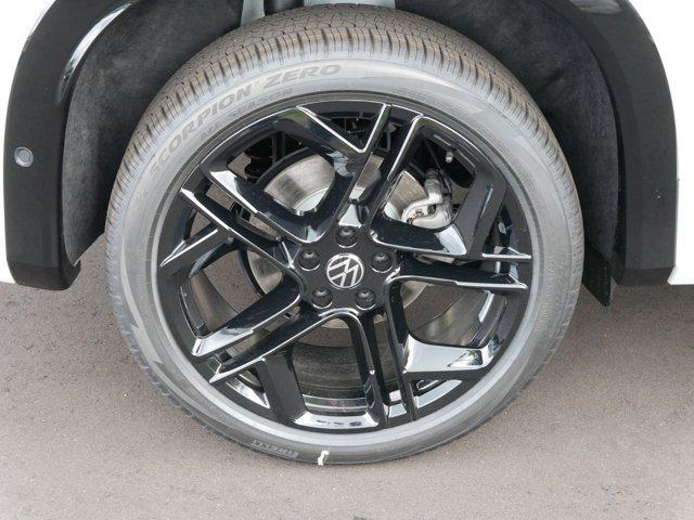 new 2025 Volkswagen Tiguan car, priced at $37,874