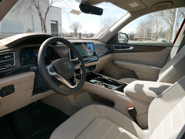 new 2025 Volkswagen Atlas car, priced at $48,900
