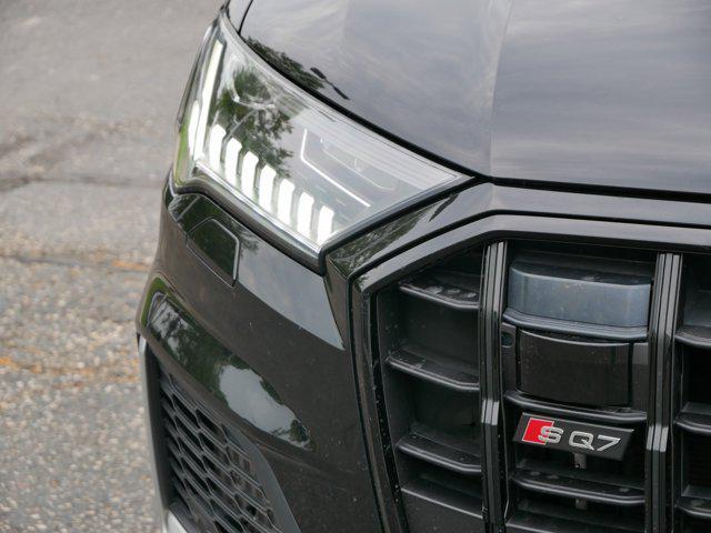 used 2022 Audi SQ7 car, priced at $47,995