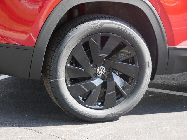 new 2024 Volkswagen Atlas Cross Sport car, priced at $43,185