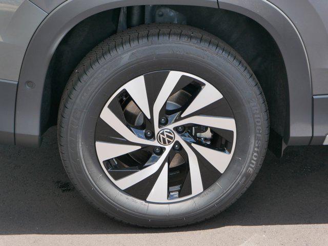 new 2025 Volkswagen Tiguan car, priced at $33,614