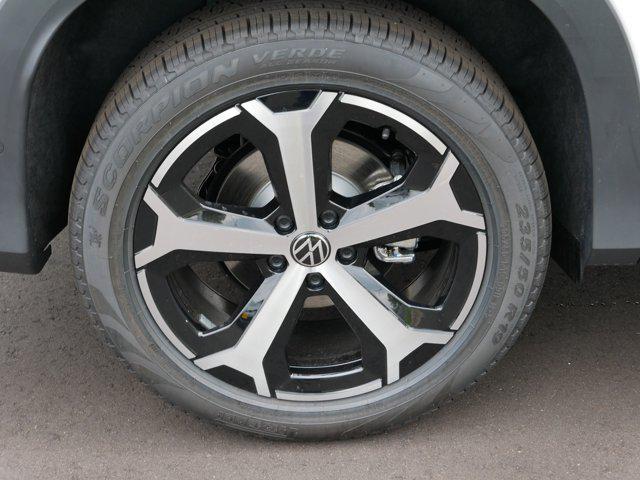 new 2025 Volkswagen Tiguan car, priced at $34,315