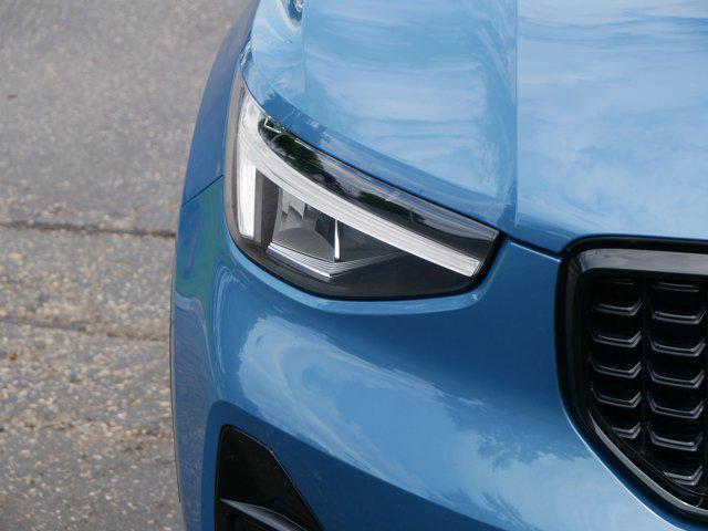 used 2024 Volvo XC40 car, priced at $28,975
