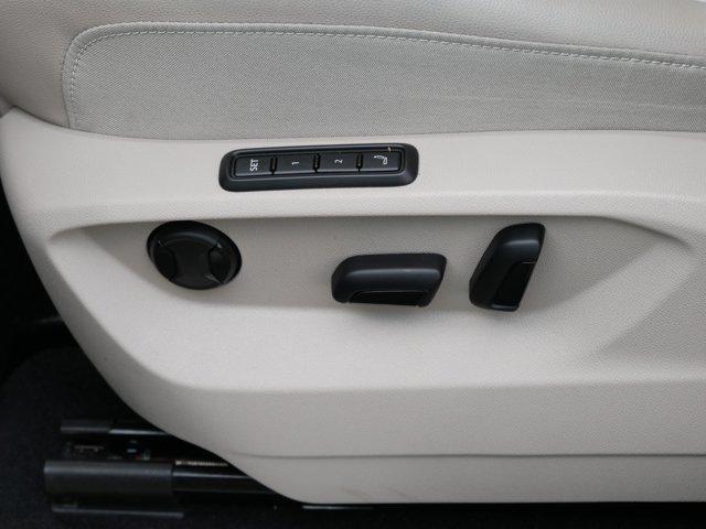 used 2025 Volkswagen Atlas car, priced at $44,475