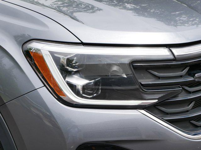used 2025 Volkswagen Atlas car, priced at $44,475