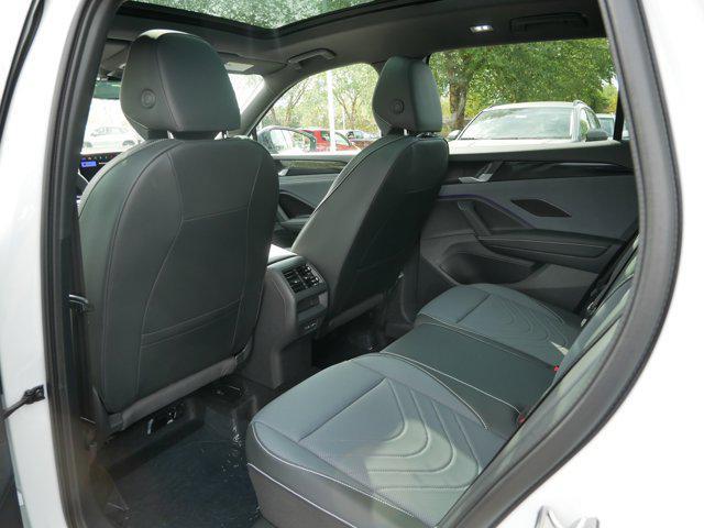 new 2025 Volkswagen Tiguan car, priced at $40,188