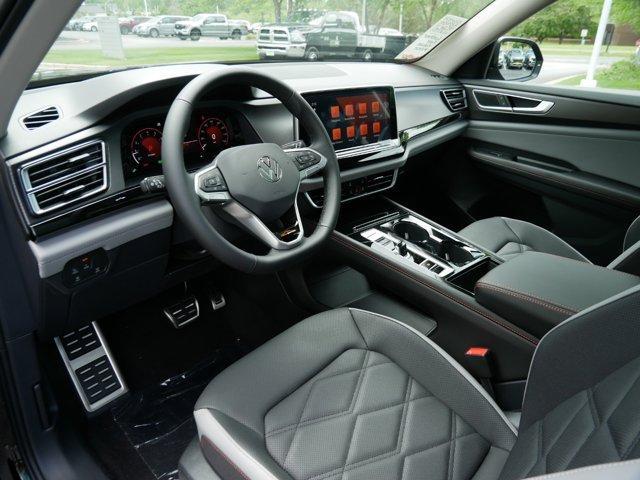 new 2024 Volkswagen Atlas car, priced at $44,441