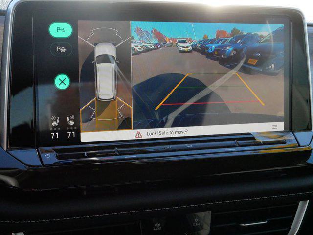 new 2026 Volkswagen Atlas car, priced at $57,685