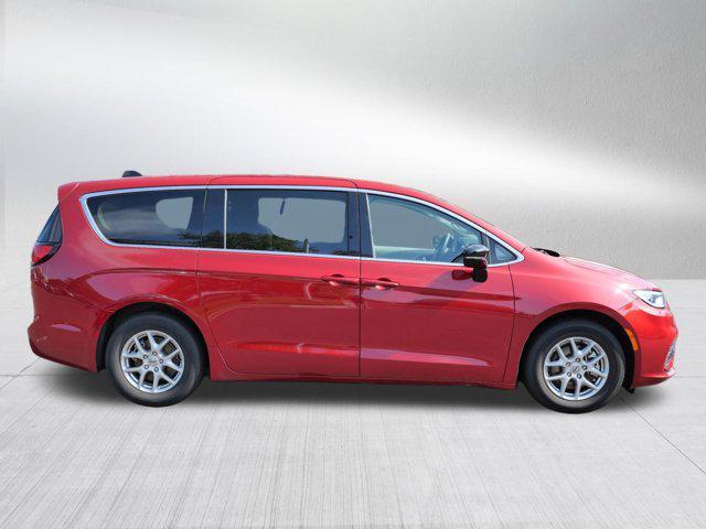 used 2024 Chrysler Pacifica car, priced at $29,475