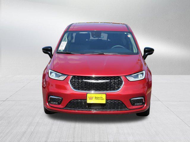 used 2024 Chrysler Pacifica car, priced at $29,475