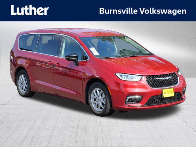 used 2024 Chrysler Pacifica car, priced at $29,475