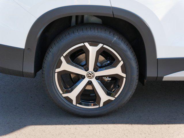new 2025 Volkswagen Tiguan car, priced at $35,075