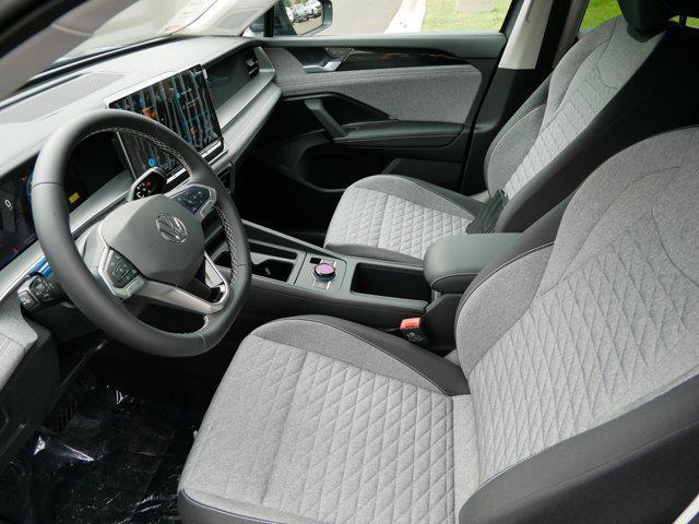 new 2025 Volkswagen Tiguan car, priced at $30,960