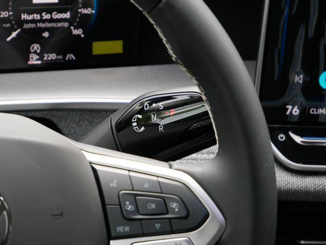 new 2025 Volkswagen Tiguan car, priced at $30,960