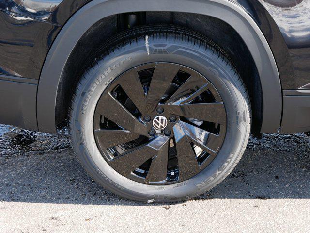 new 2025 Volkswagen Atlas car, priced at $44,014