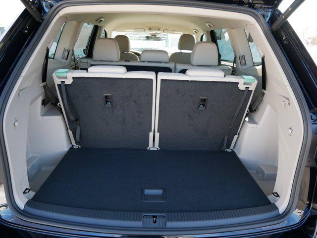 new 2025 Volkswagen Atlas car, priced at $44,014