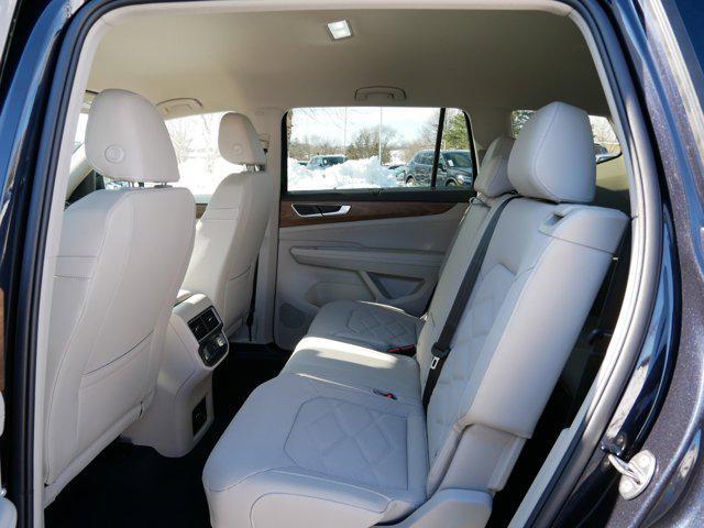 new 2025 Volkswagen Atlas car, priced at $44,014