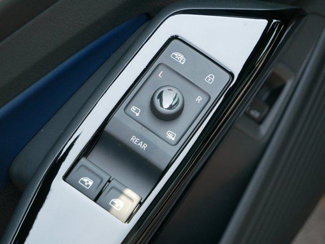 new 2025 Volkswagen ID.4 car, priced at $54,029