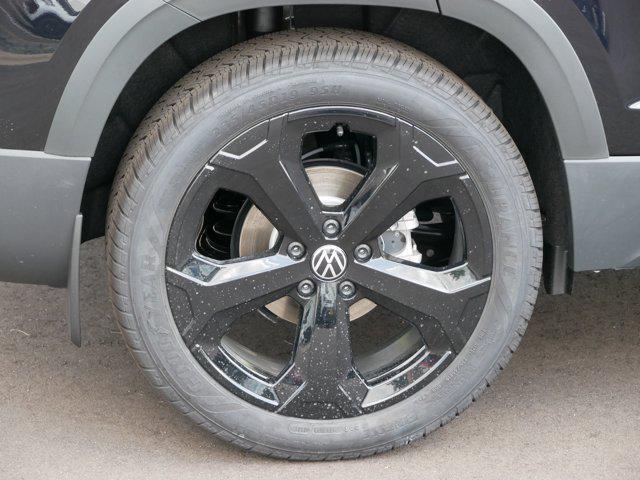 new 2025 Volkswagen Taos car, priced at $34,320
