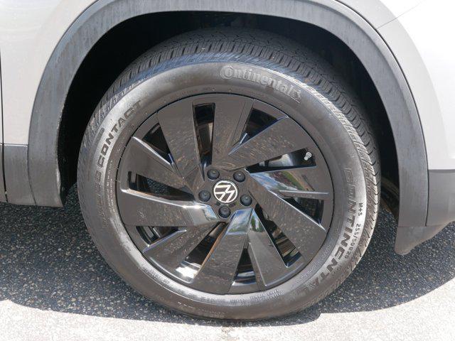 used 2024 Volkswagen Atlas car, priced at $37,995