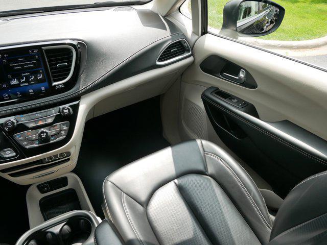 used 2023 Chrysler Pacifica Hybrid car, priced at $25,495
