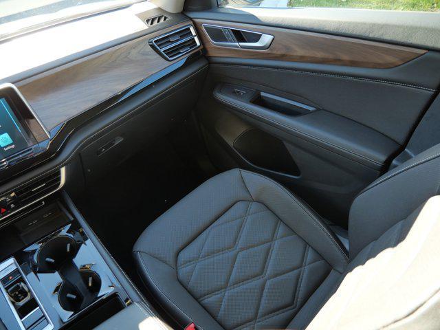 used 2024 Volkswagen Atlas car, priced at $31,475