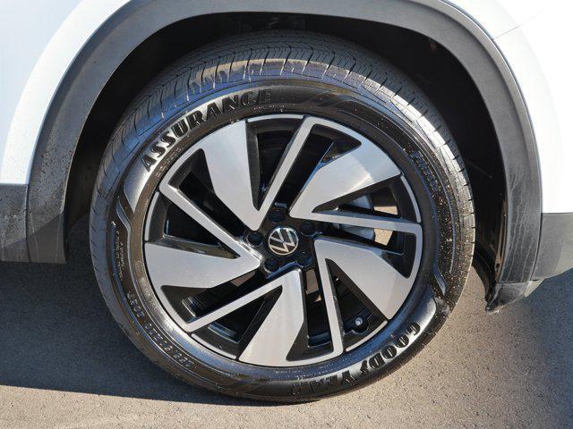used 2024 Volkswagen Atlas car, priced at $31,475
