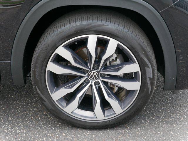 used 2021 Volkswagen Atlas car, priced at $29,995