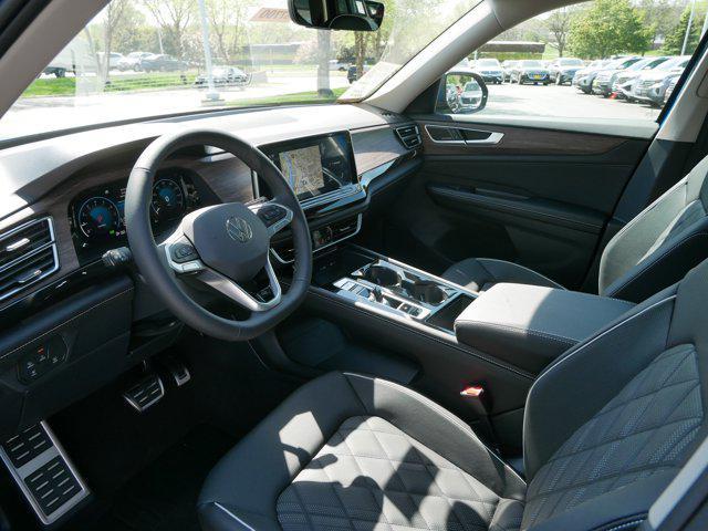 new 2025 Volkswagen Atlas car, priced at $53,811