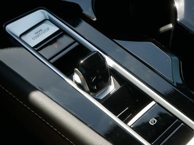 new 2025 Volkswagen Atlas car, priced at $53,811