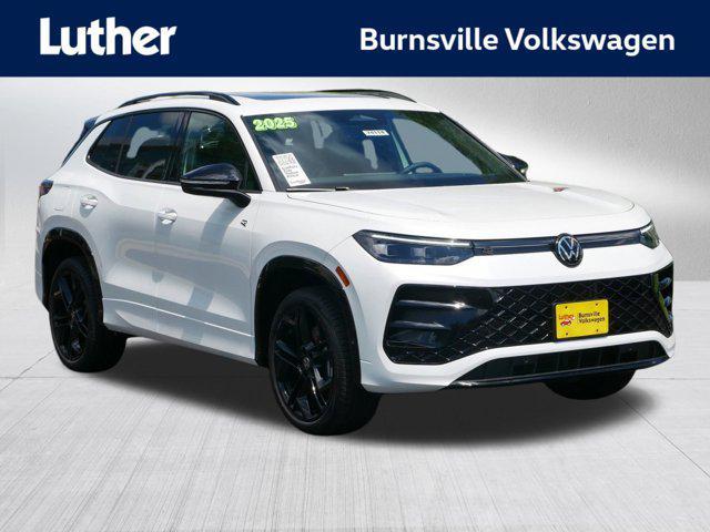 new 2025 Volkswagen Tiguan car, priced at $40,903