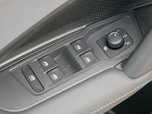 new 2025 Volkswagen Tiguan car, priced at $40,903