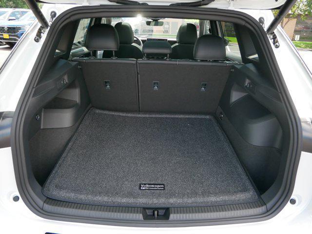 new 2025 Volkswagen Tiguan car, priced at $40,903