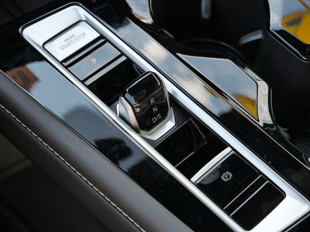 new 2026 Volkswagen Atlas Cross Sport car, priced at $53,112