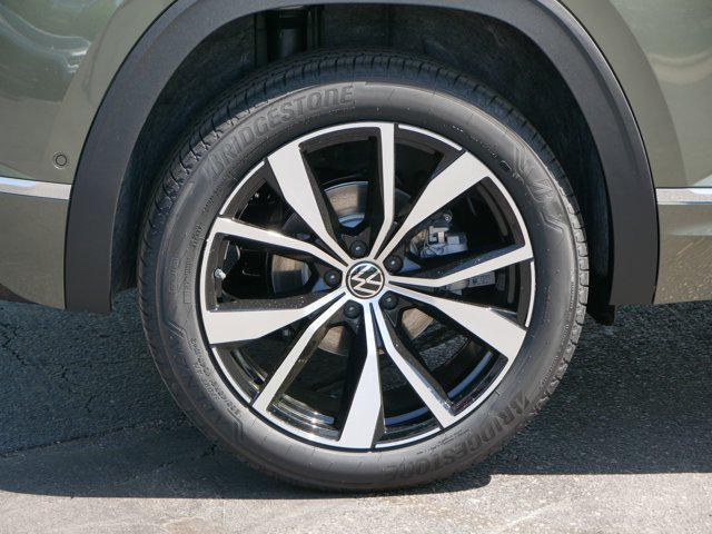 new 2025 Volkswagen Atlas Cross Sport car, priced at $53,085