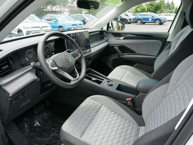new 2025 Volkswagen Tiguan car, priced at $33,910