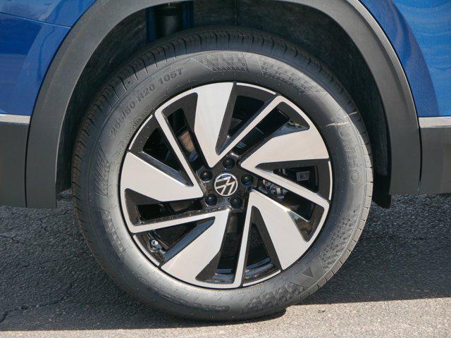 new 2025 Volkswagen Atlas car, priced at $48,445