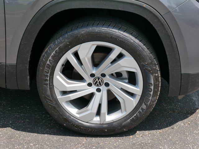 used 2021 Volkswagen Atlas car, priced at $25,995