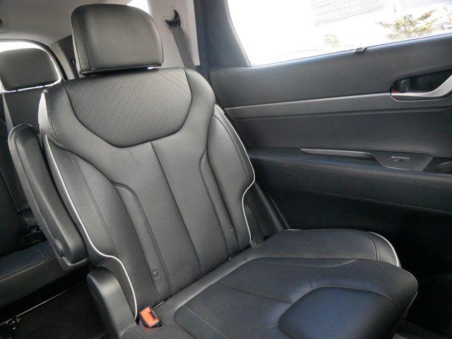 used 2024 Hyundai Palisade car, priced at $35,995