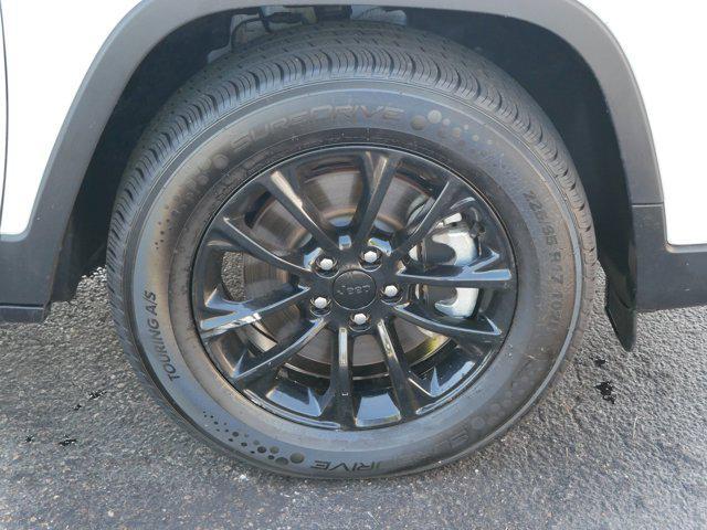 used 2023 Jeep Cherokee car, priced at $21,975
