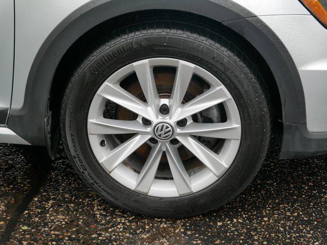 used 2017 Volkswagen Golf Alltrack car, priced at $14,995