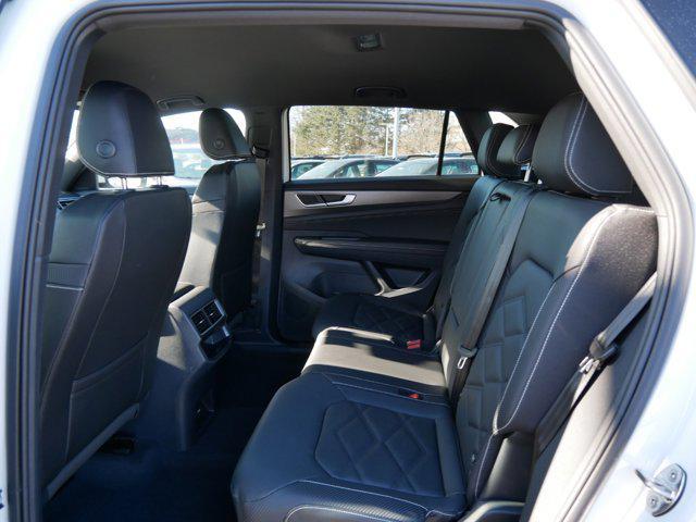 new 2025 Volkswagen Atlas Cross Sport car, priced at $39,280